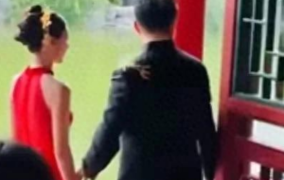 马筱梅婚后首次露面 穿5万裙子参加剪彩吃瓜网今日吃瓜